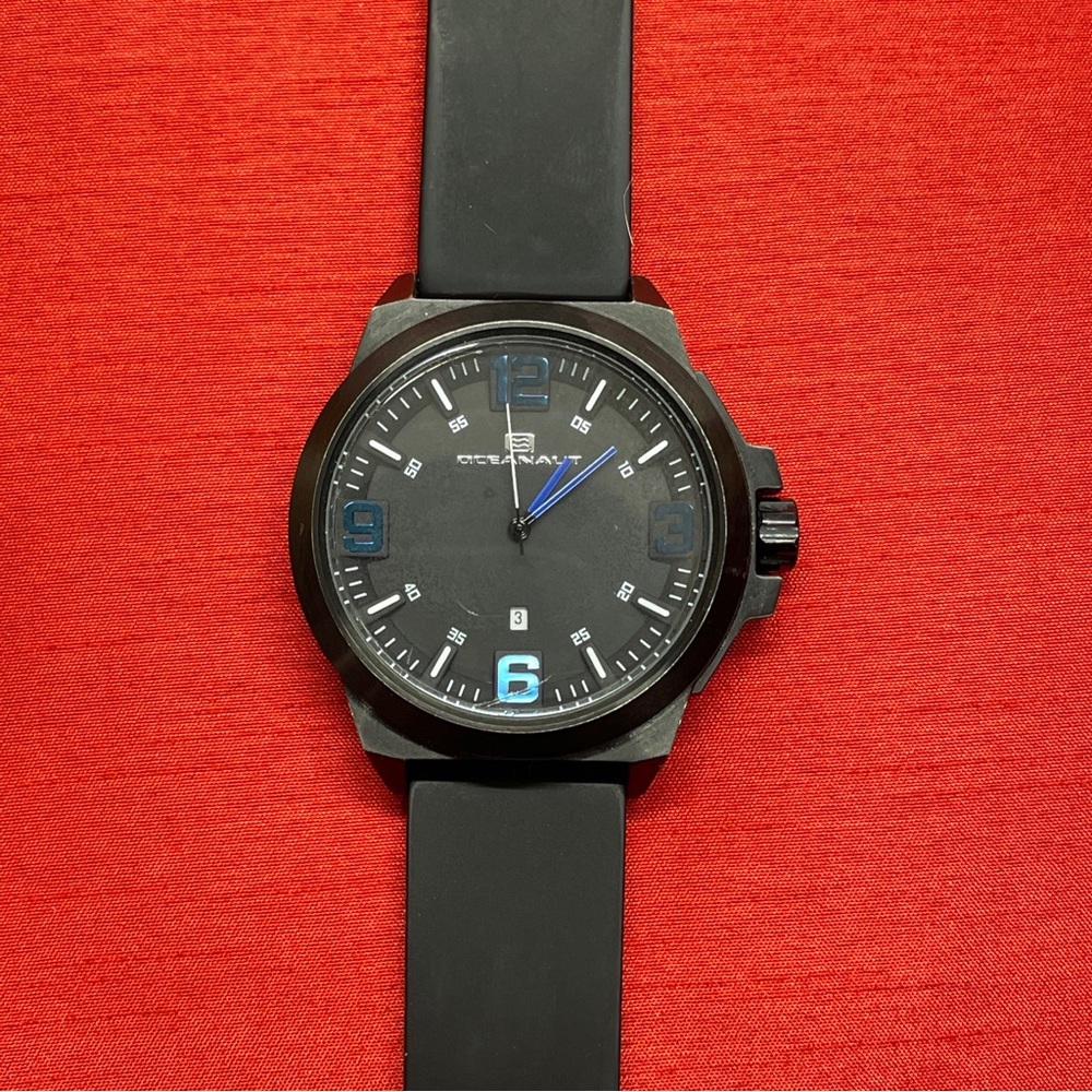 Oceanaut Men's OC7111 Armada Analog Display Quartz Black Watch